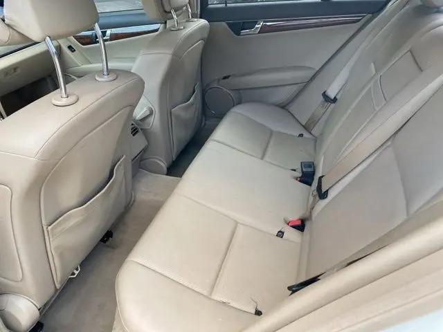 2011 Mercedes-Benz C-CLASS C 300 Luxury 4MATIC