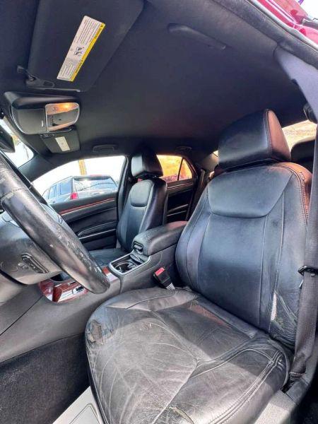 2012 Chrysler 300 Limited