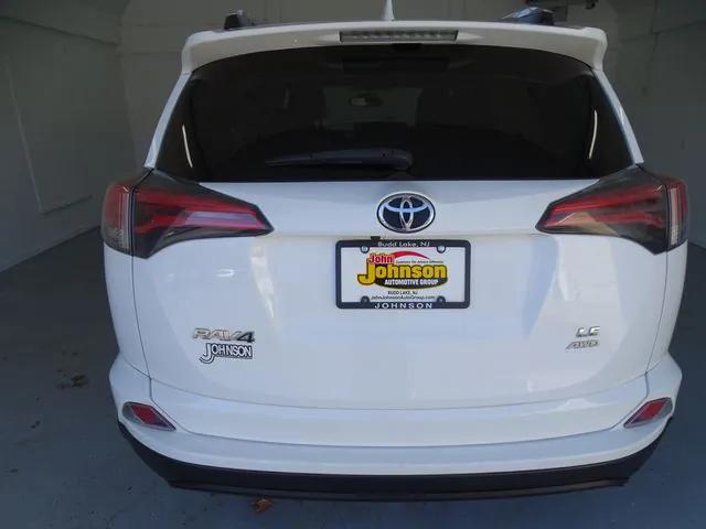 2016 Toyota RAV4 LE
