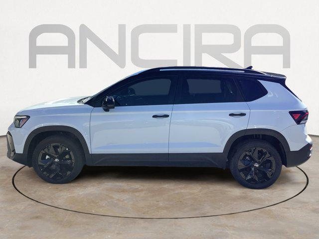 2026 Volkswagen Taos SE Black