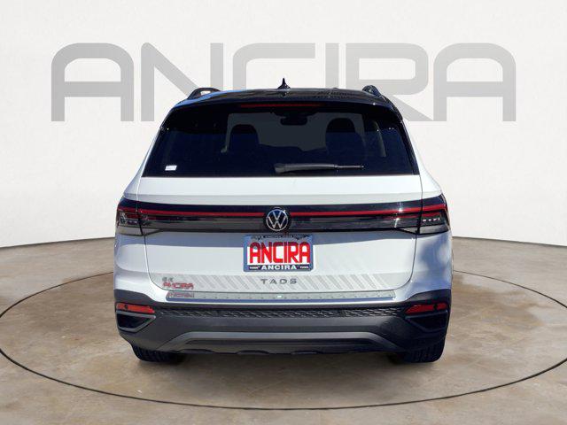 2026 Volkswagen Taos SE Black