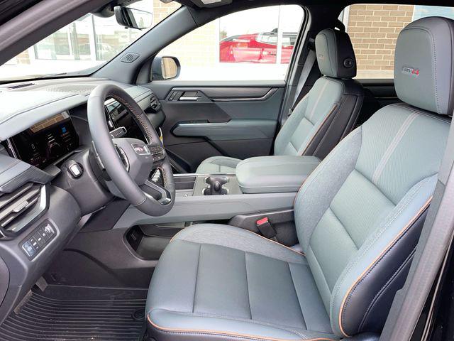 2026 GMC Acadia AT4 AWD
