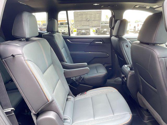 2026 GMC Acadia AT4 AWD
