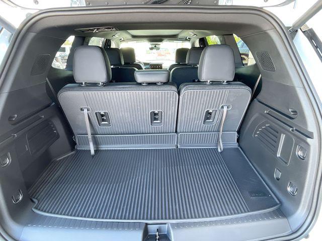 2026 GMC Acadia AT4 AWD