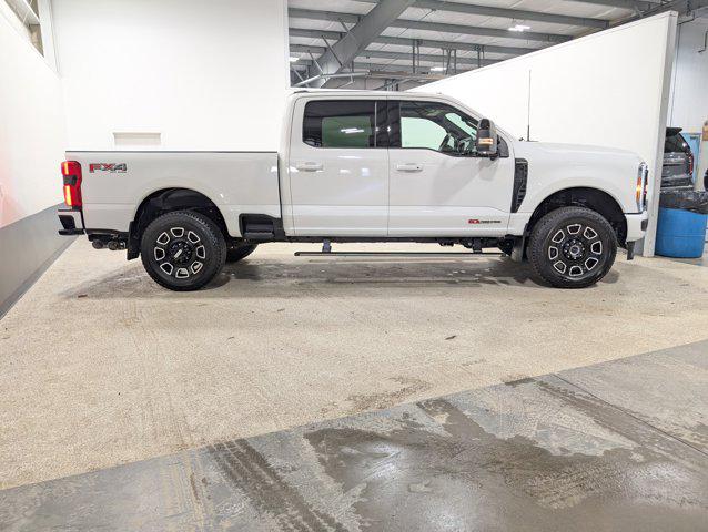 2025 Ford F-350 Platinum