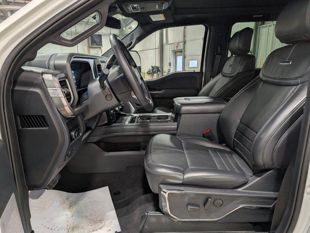 2025 Ford F-350 Platinum
