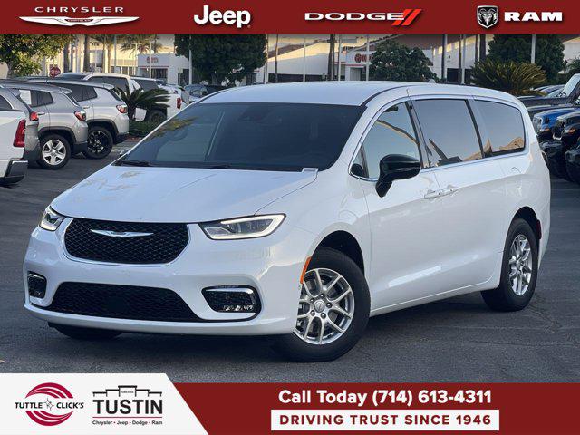 2026 Chrysler Pacifica Select for sale in Tustin, CA