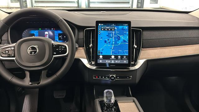2026 Volvo XC90 Plus, B5 AWD Gas (mild hybrid), Gasoline, Bright, 7 Seats