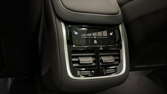 2026 Volvo XC90 Plus, B5 AWD Gas (mild hybrid), Gasoline, Bright, 7 Seats