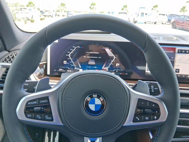 2026 BMW X5 M60i
