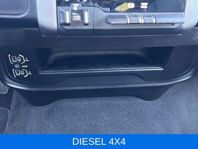 2024 Ram 2500 Big Horn Crew Cab 4x4 6'4" Box