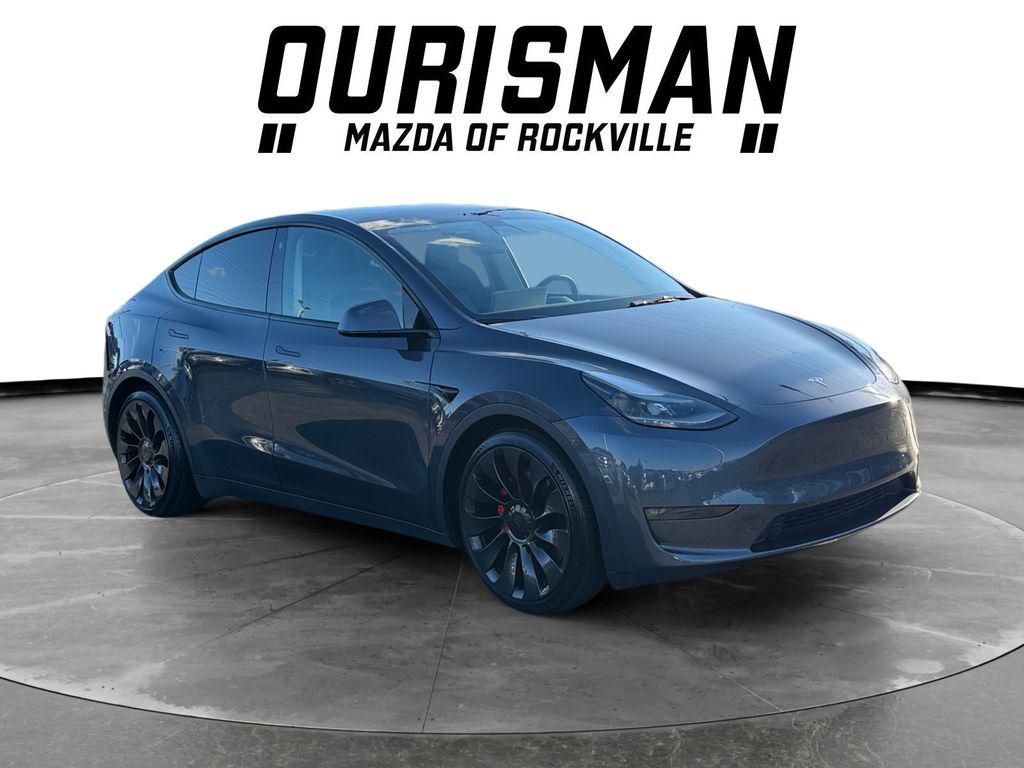 /2021 Tesla Model-Y
