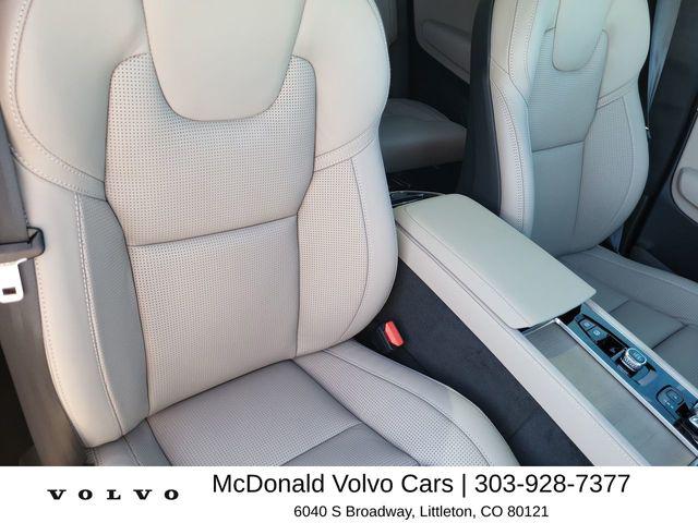 2026 Volvo XC90 Plug-In Hybrid Ultra, T8 AWD, Electric/Gasoline, Bright, 7 Seats