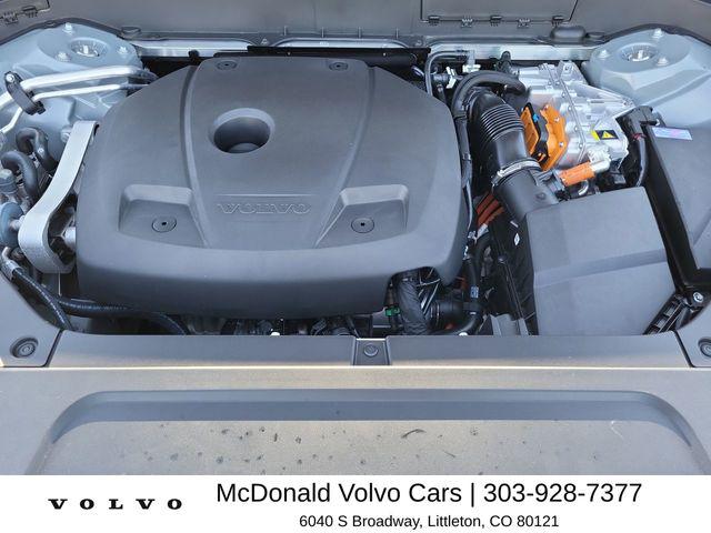 2026 Volvo XC90 Plug-In Hybrid Ultra, T8 AWD, Electric/Gasoline, Bright, 7 Seats