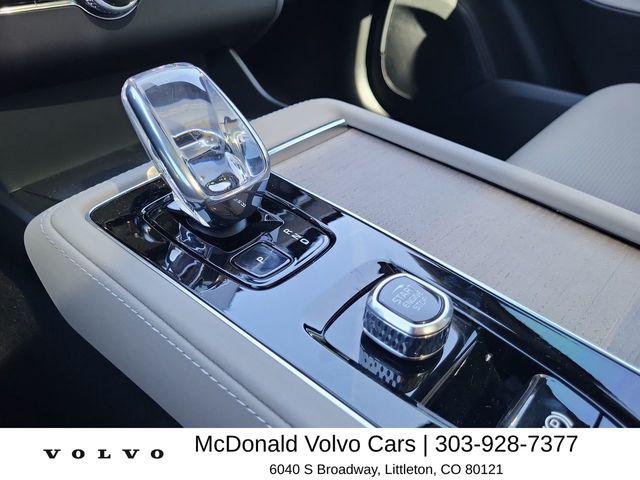2026 Volvo XC90 Plug-In Hybrid Ultra, T8 AWD, Electric/Gasoline, Bright, 7 Seats