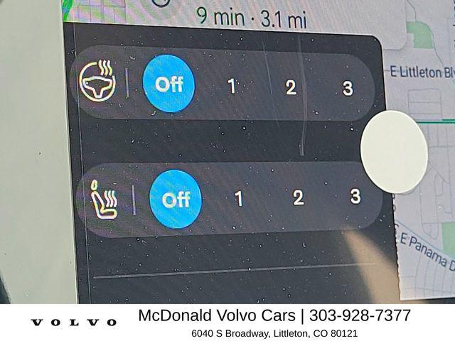 2026 Volvo XC40 Core, B5 AWD Gas (mild hybrid), Dark