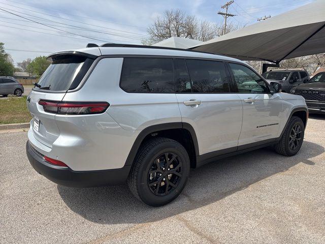 2026 Jeep Grand Cherokee L Altitude 4x4