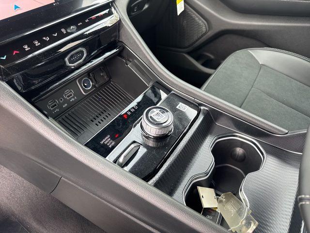 2026 Jeep Grand Cherokee L Altitude 4x4