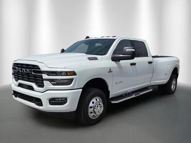 2026 RAM 3500 RAM 3500 BIG HORN CREW CAB 4X4 8 BOX 2026 RAM 3500 RAM 3500 BIG HORN CREW CAB 4X4 8 BOX
