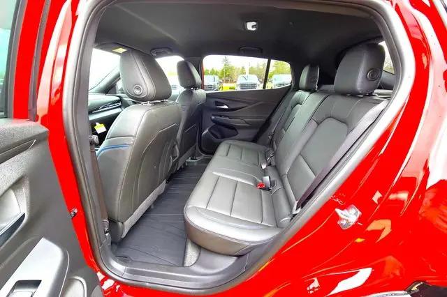 2026 Buick NV Sport Touring FWD