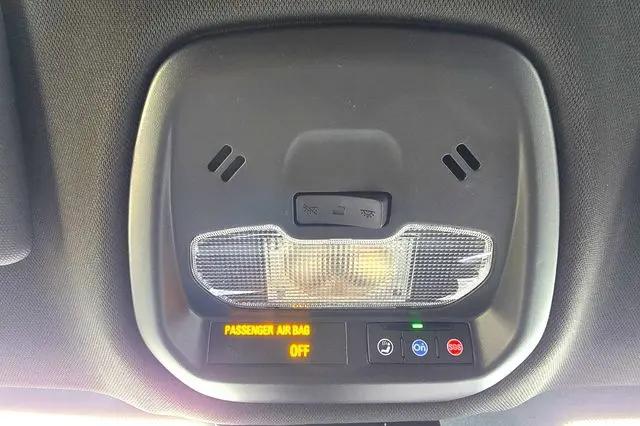 2026 Buick NV Sport Touring FWD