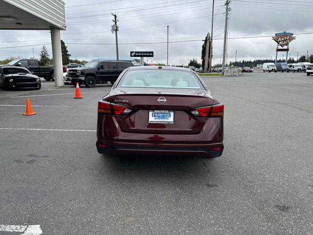 2025 Nissan Altima SV FWD