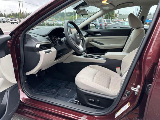 2025 Nissan Altima SV FWD