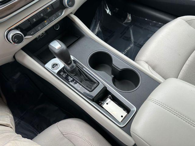 2025 Nissan Altima SV FWD