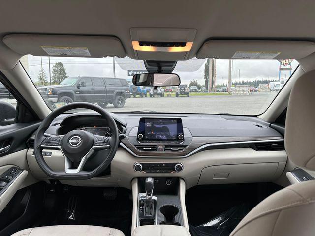 2025 Nissan Altima SV FWD