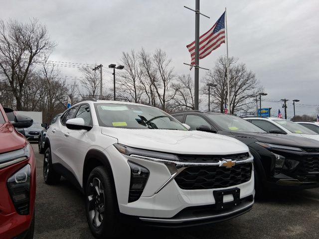 2026 Chevrolet Trax FWD LT