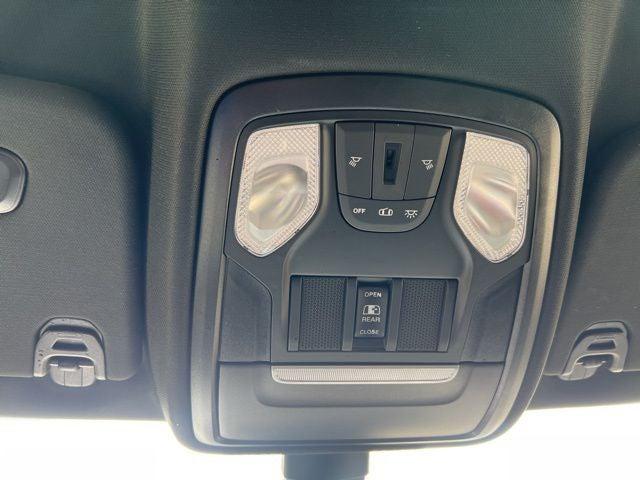 2022 Ram 1500 Big Horn Crew Cab 4x4 5'7" Box