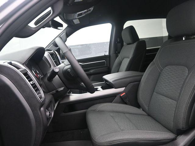 2026 Ram 1500 Lone Star Crew Cab 4x4 5'7" Box