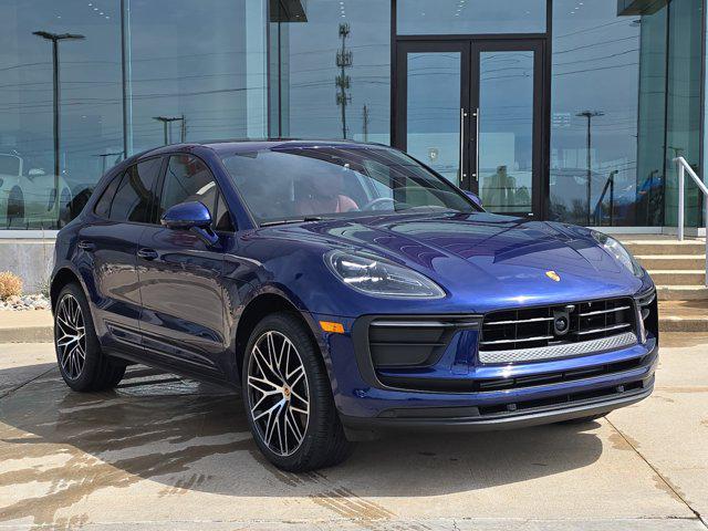 2026 Porsche Macan AWD