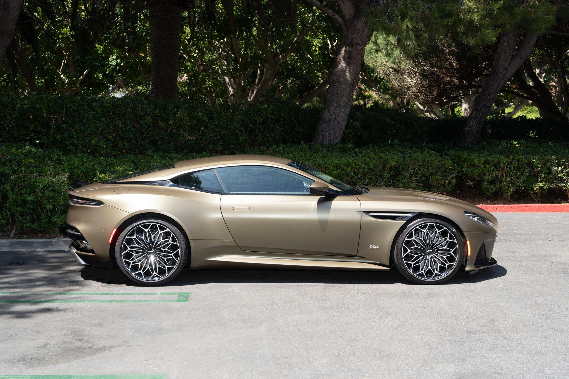 Aston Martin 2020 DBS Superleggera OHMSS