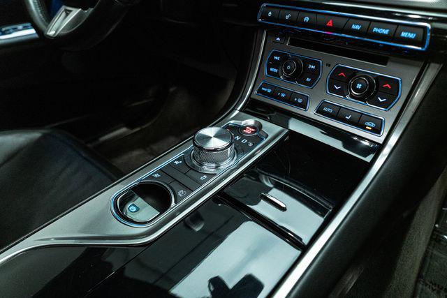2015 Jaguar XF 3.0 Portfolio