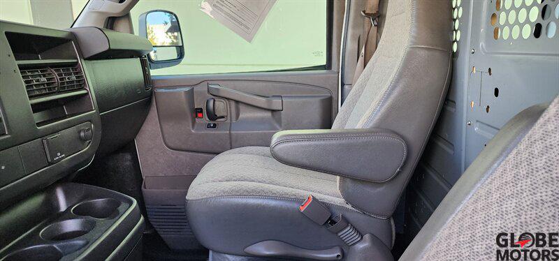 2017 GMC Savana 2500 Work Van