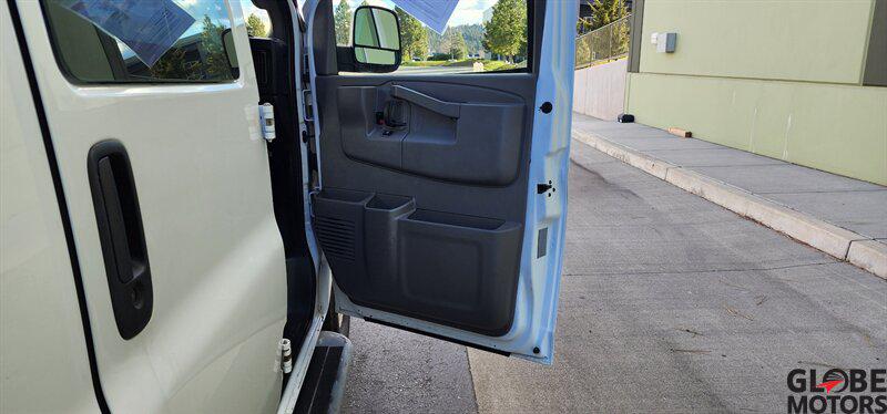 2017 GMC Savana 2500 Work Van