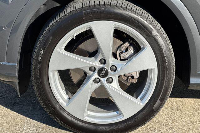 2025 Audi Q5 Premium Plus TFSI quattro S tronic