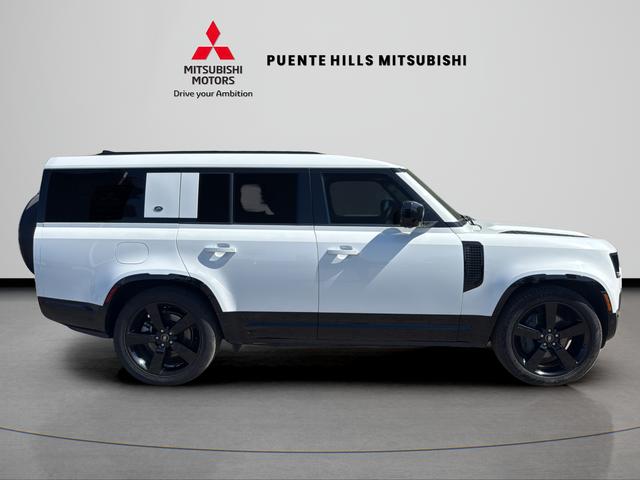 2024 Land Rover Defender 130 P400 X-Dynamic SE