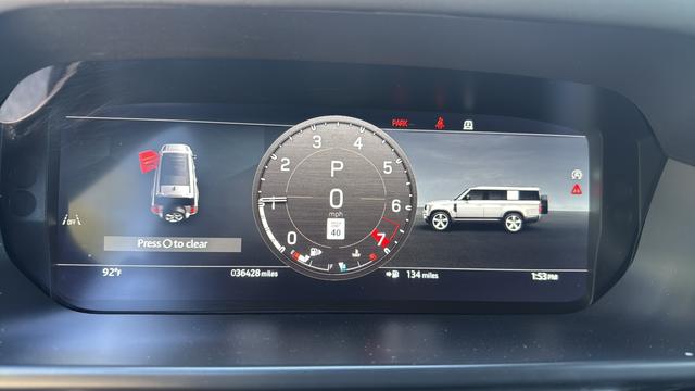 2024 Land Rover Defender 130 P400 X-Dynamic SE