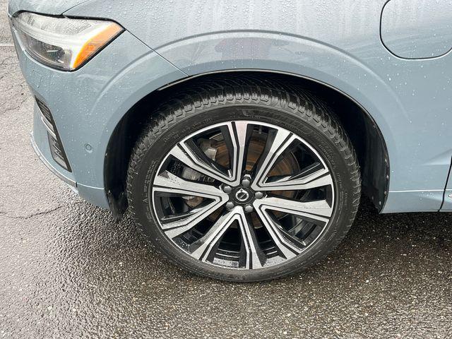 2023 Volvo XC60 Recharge T8 Ultimate Bright Theme