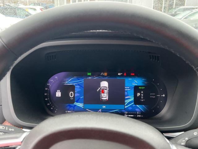 2023 Volvo XC60 Recharge T8 Ultimate Bright Theme