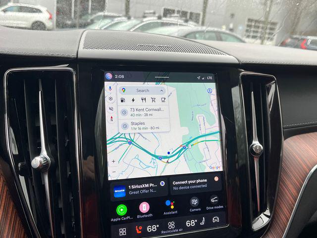 2023 Volvo XC60 Recharge T8 Ultimate Bright Theme