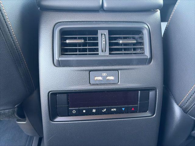 2024 Mazda X-90 3.3 Turbo Select