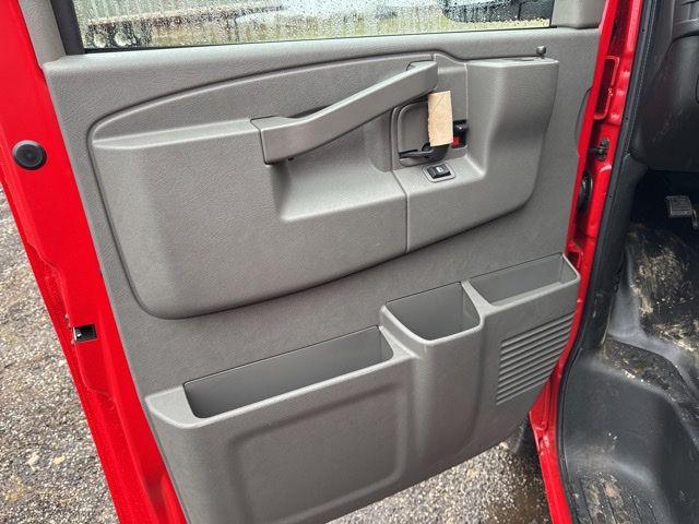 2026 GMC Savana Cargo 3500 Regular Wheelbase, Work Van, RWD