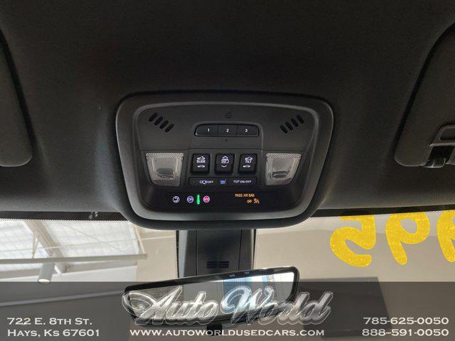 2023 Chevrolet Traverse AWD RS
