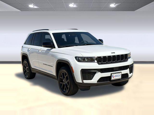 2026 Jeep Grand Cherokee Altitude 4x4