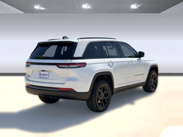 2026 Jeep Grand Cherokee Altitude 4x4