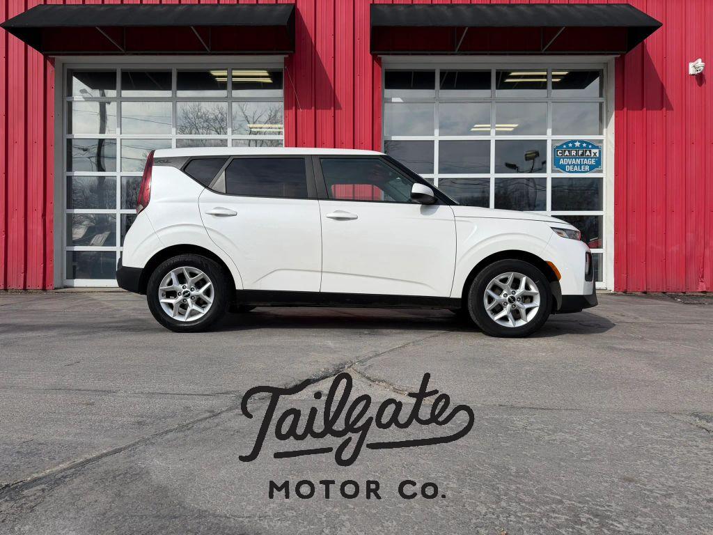2022 Kia Soul 2.0L LX IVT's photo