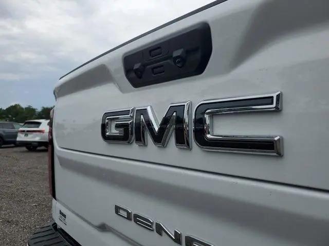 2026 GMC Sierra 3500HD Crew Cab, Long Bed, Denali Ultimate, 4WD